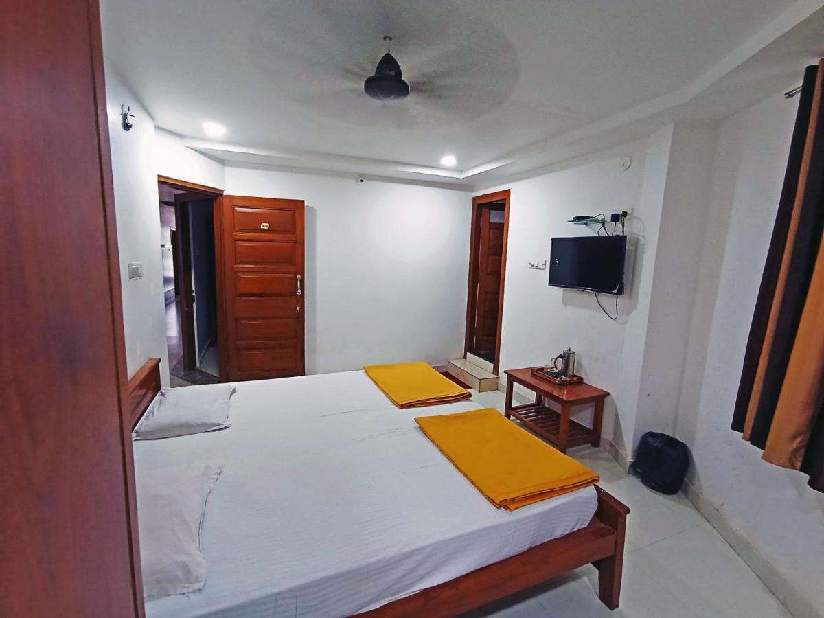 Staymaker Shri Shakti Residency Hubli Exterior foto