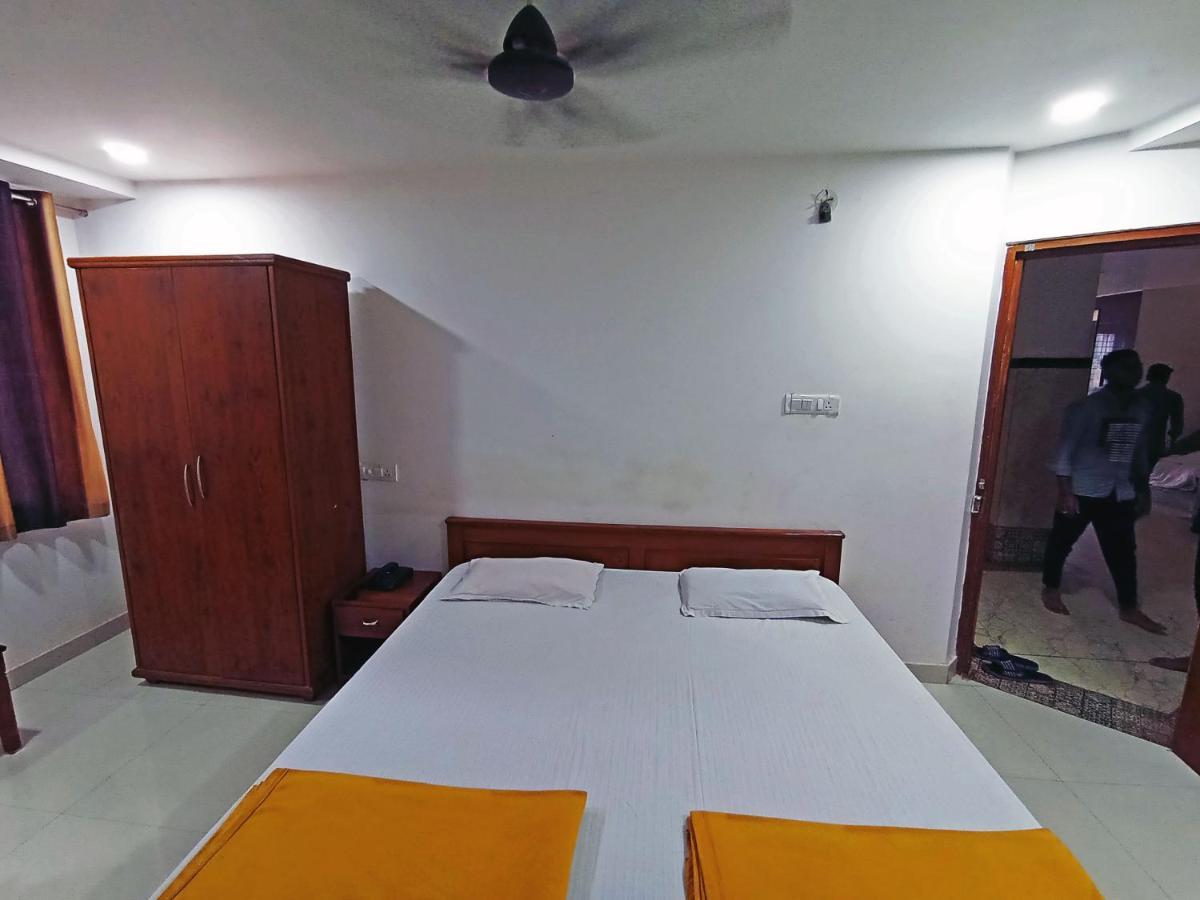 Staymaker Shri Shakti Residency Hubli Exterior foto